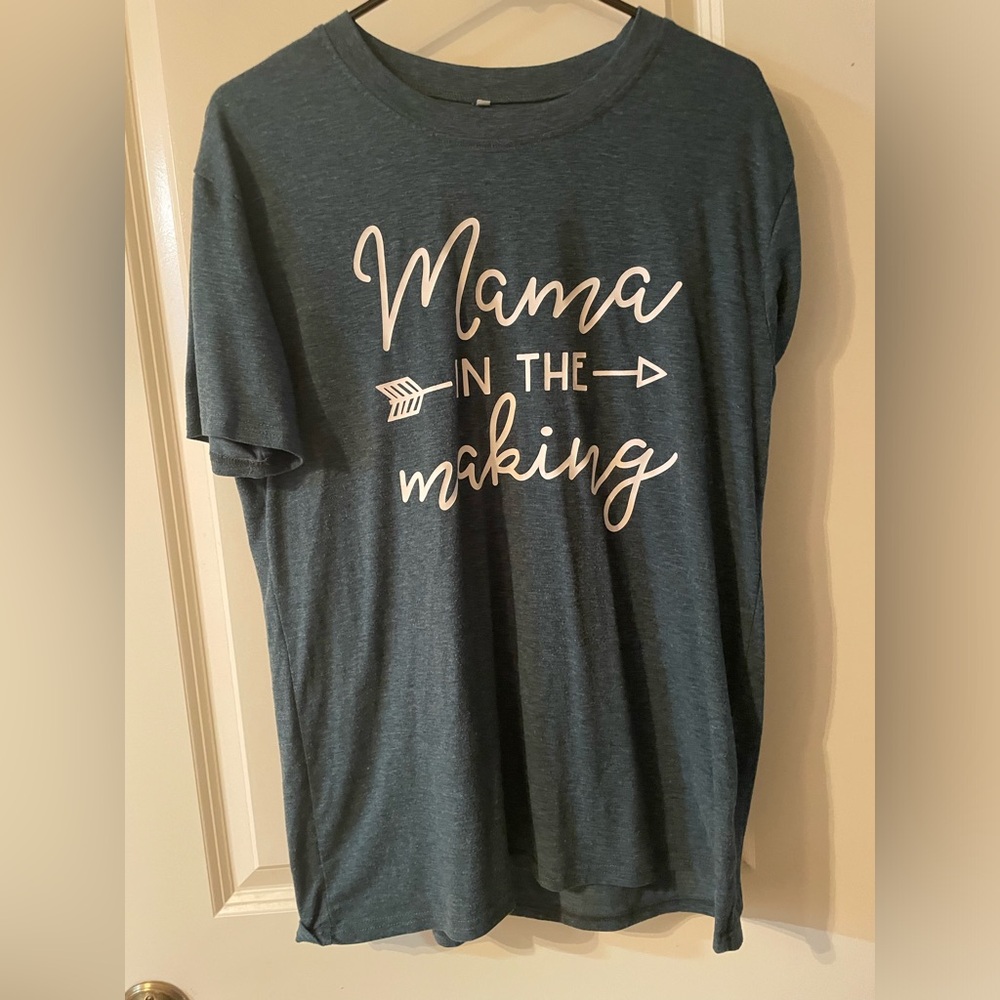 Mama in the Making Tee shirt